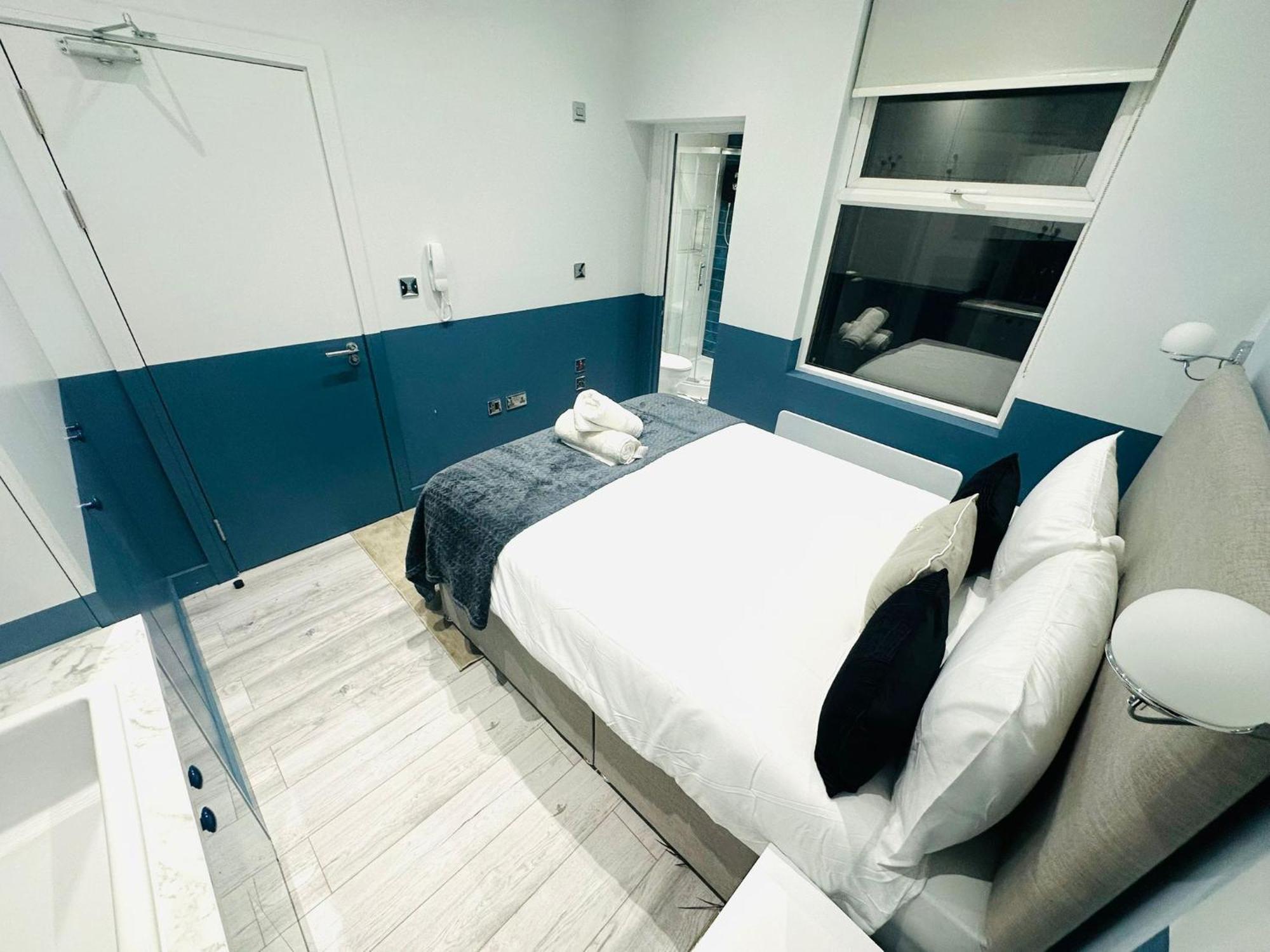 Holly B Mini Great Location For Tourist!!! * Londra